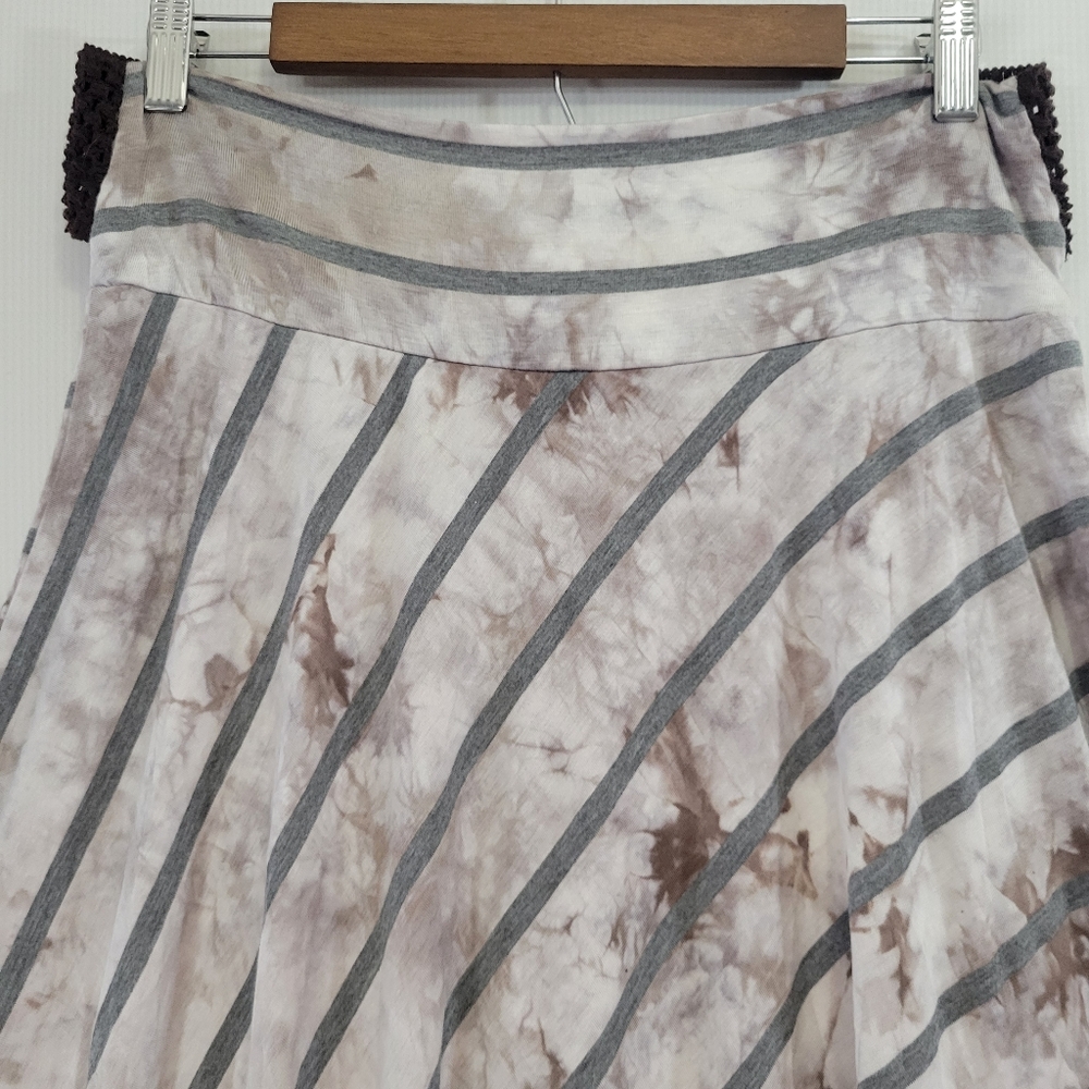 Venus Asymmetrical Striped Layered Tie Dye Skirt Large - Picture 8 of 8